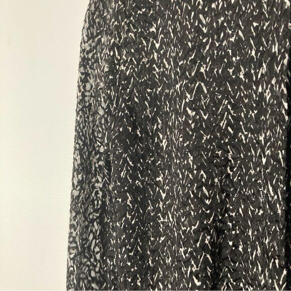 Theory Blouse Women P Burnout Semi Sheer Abstract Silk Blend Shirt Chevron Print - Picture 3 of 8